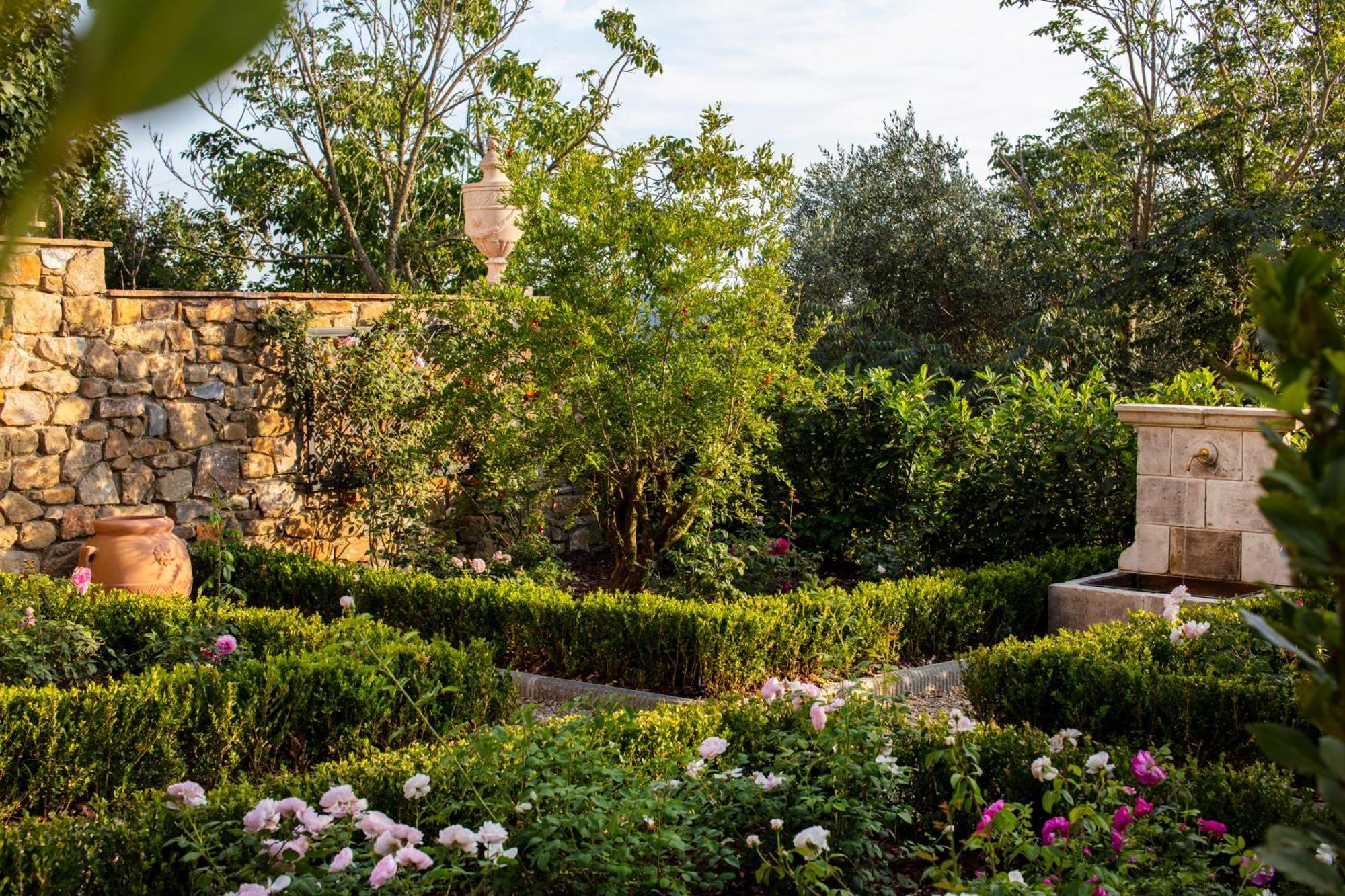 Palazzo Tiglio - A Small Luxury Hotels Of The World San Pancrazio  ภายนอก รูปภาพ