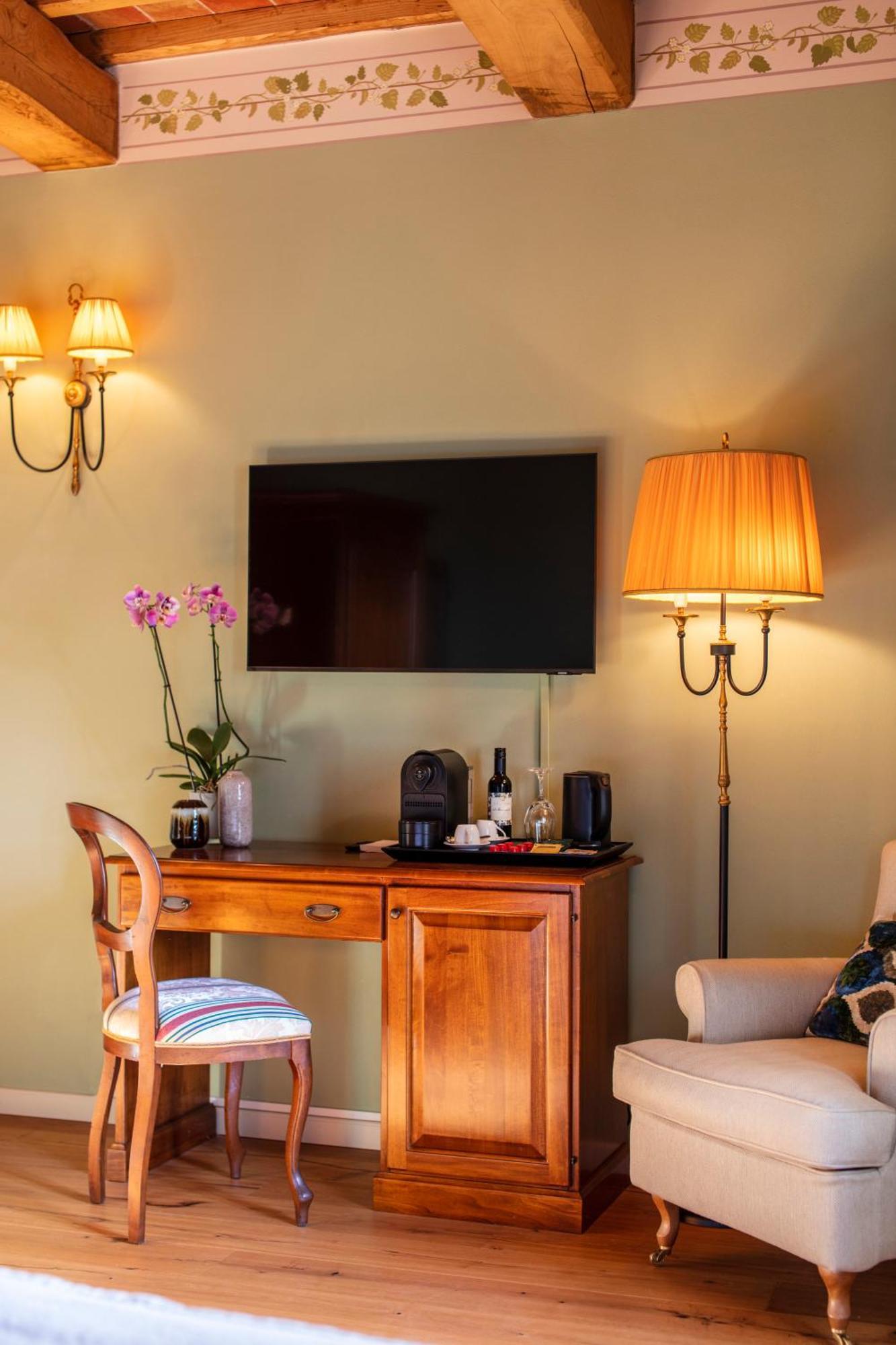 Palazzo Tiglio - A Small Luxury Hotels Of The World San Pancrazio  ภายนอก รูปภาพ